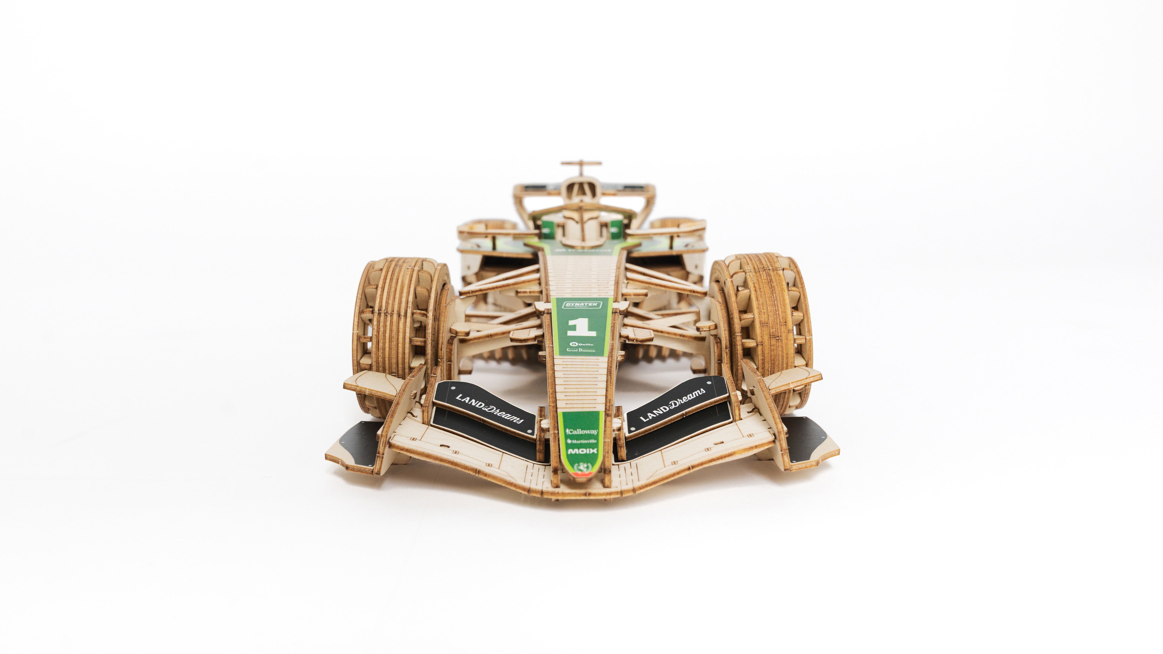 Formula Aero 226 Legacy Edition (Pre-order)